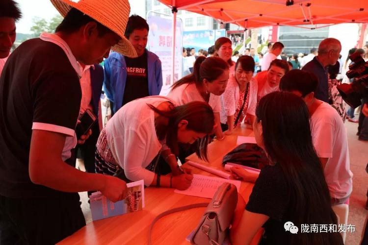 劳务合同在手，合作意向在心 一纸契约如何激活家政、刺绣与农特产品的乡村服务链